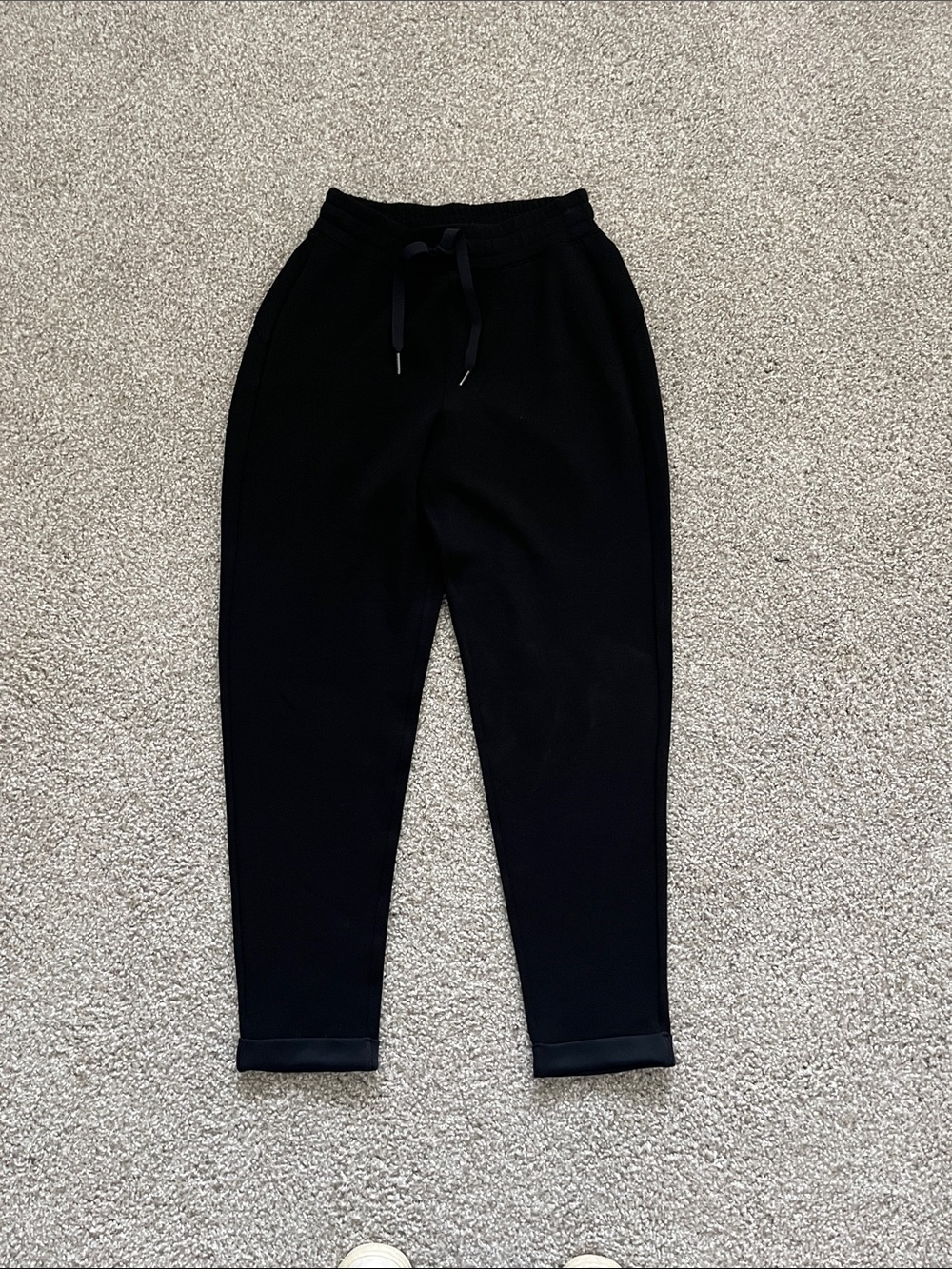 SPANX Black Airessentials Tapered Pants Size Small